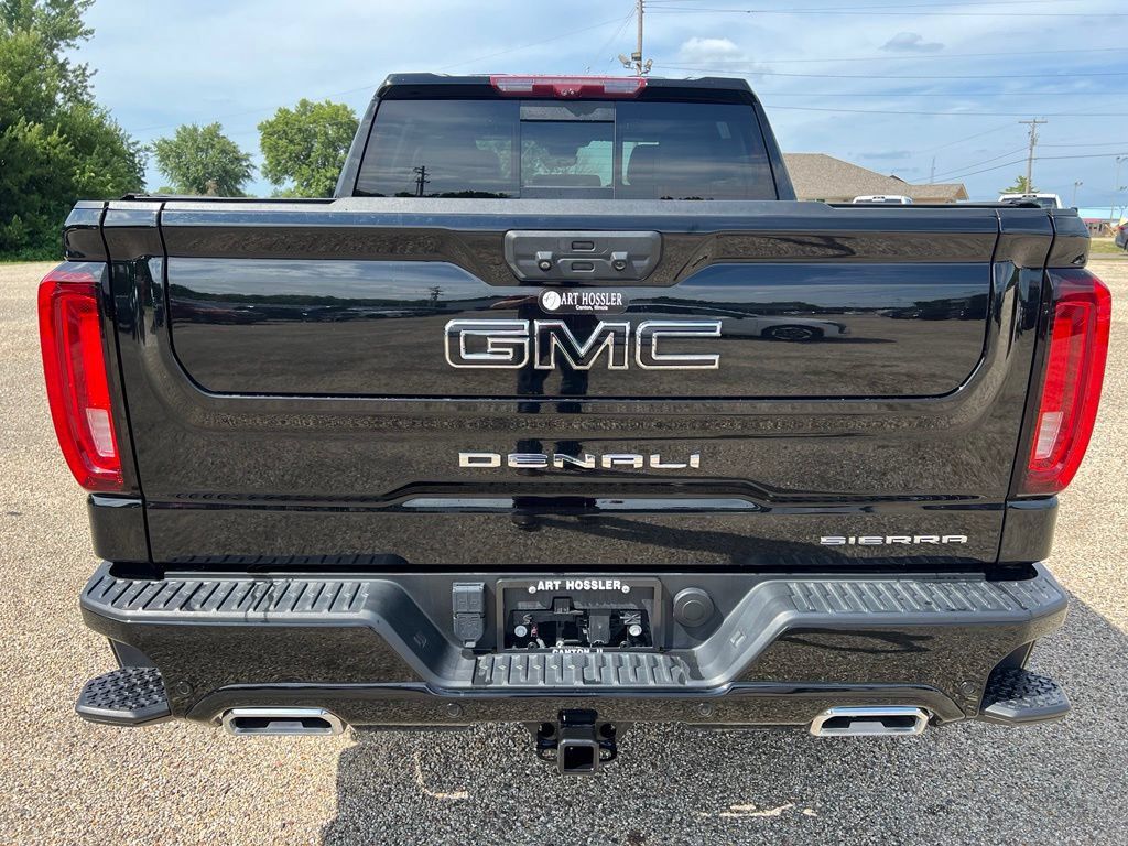 Used 2023 GMC Sierra 1500 Denali AWD/4WD image 6