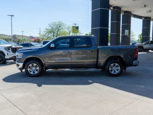 Used 2019 RAM 1500 Laramie AWD/4WD image 4