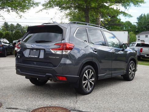 Used 2023 Subaru Forester Limited AWD/4WD image 5