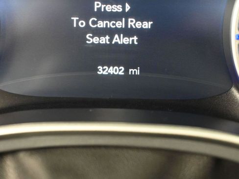 Used 2023 Chrysler Pacifica Touring-L w/ S Appearance Package image 30