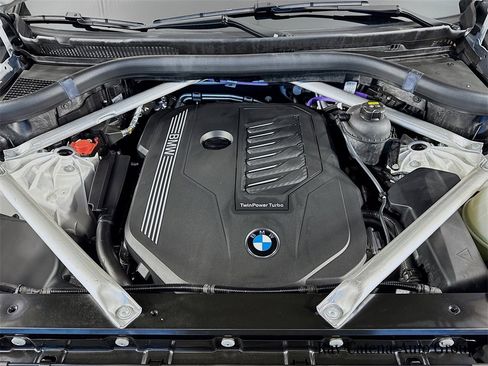 Used 2023 BMW X5 xDrive40i w/ Premium Package image 31