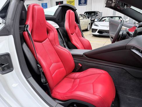 Used 2023 Chevrolet Corvette Stingray Preferred Conv w/ Battery Protection Package RWD image 35