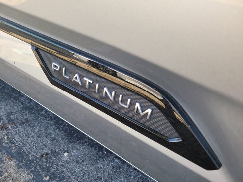 Used 2024 Toyota Sequoia Platinum image 11