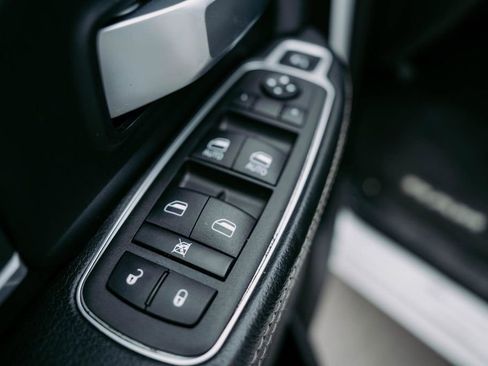 Used 2024 RAM 3500 SLT w/ Quick Order Package 2YG SLT image 15