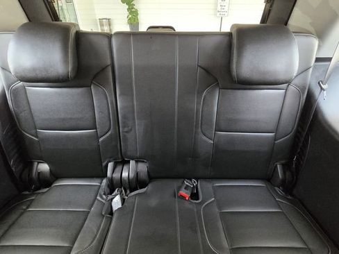Used 2018 Chevrolet Tahoe LT RWD image 15