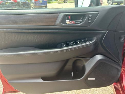 Used 2015 Subaru Legacy 3.6R Limited AWD/4WD image 8