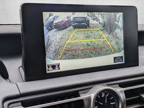 Used 2022 Lexus IS 300 image 7