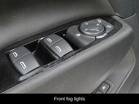 Used 2022 Chevrolet Equinox Premier w/ LPO, Floor Liner Package FWD image 14