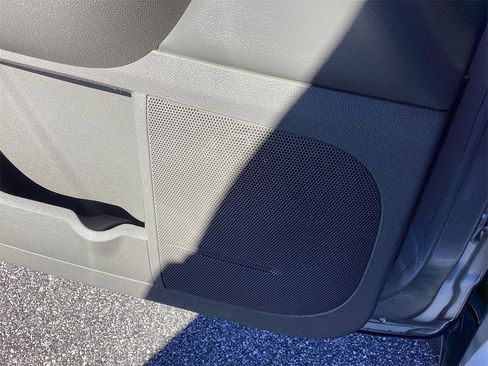 Certified 2017 Chevrolet Traverse LS image 19