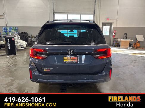 New 2026 Honda Odyssey EX-L image 6