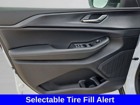 New 2025 Jeep Grand Cherokee Altitude RWD image 12