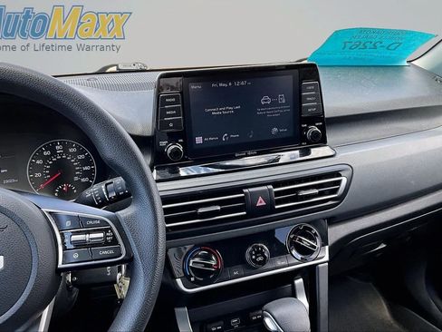 Used 2023 Kia Seltos LX AWD/4WD image 9