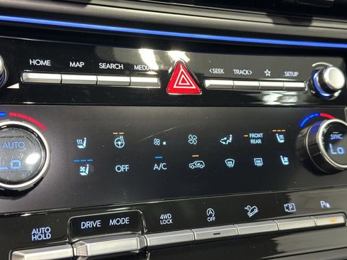 Certified 2025 Hyundai Santa Fe Calligraphy image 30