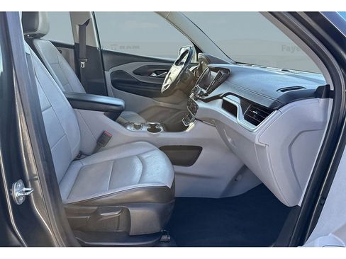 Used 2020 GMC Terrain SLT image 38