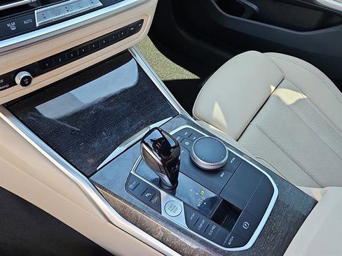 Used 2022 BMW 330i Sedan w/ Convenience Package image 20