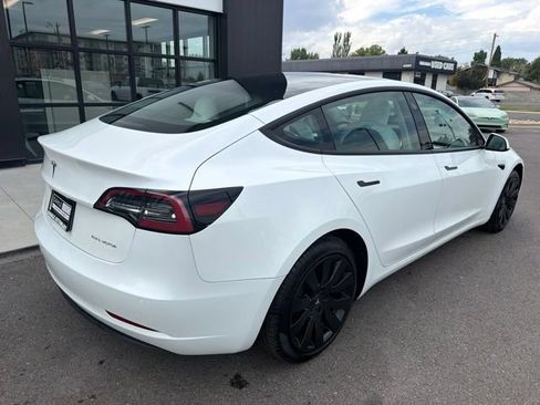 Used 2022 Tesla Model 3 Long Range AWD/4WD image 10
