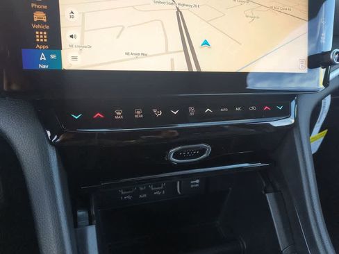 New 2026 Jeep Grand Cherokee Limited w/ Limited Altitude Package image 19