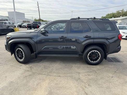 Used 2025 Toyota 4Runner TRD Off-Road Premium w/ Tow Technology Package image 8