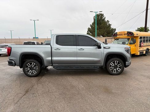 Used 2025 GMC Sierra 1500 AT4 w/ AT4 Premium Package AWD/4WD image 5