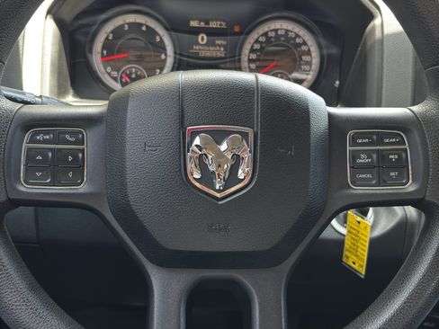 Used 2015 RAM 1500 Express AWD/4WD image 16