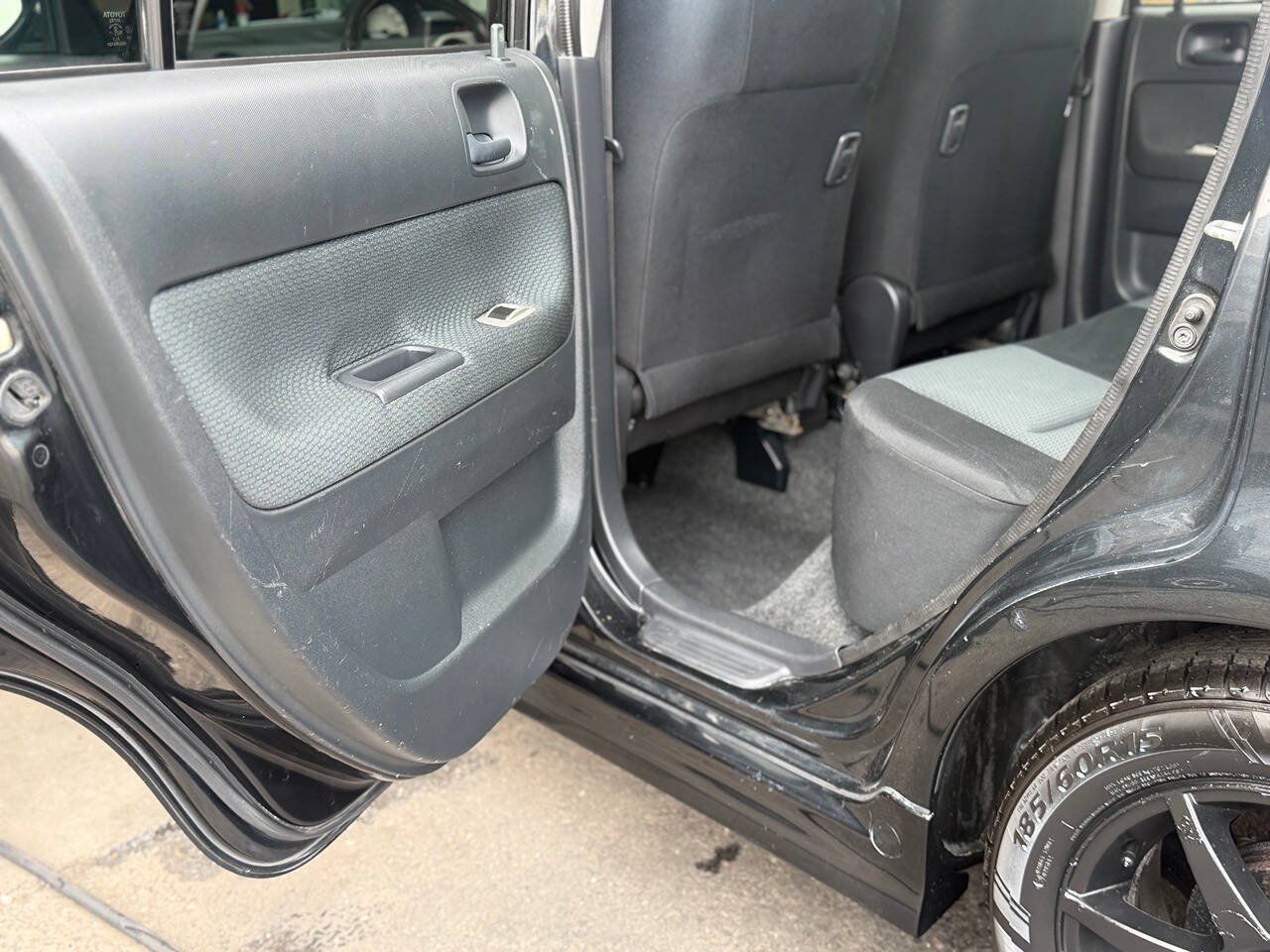 Used 2006 Scion xB FWD image 16