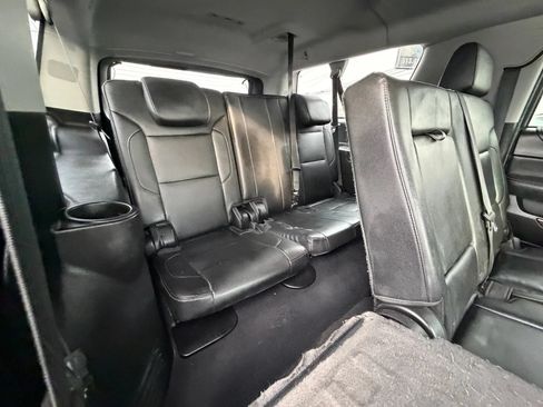 Used 2019 Chevrolet Suburban LT AWD/4WD image 16