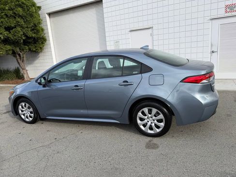 Used 2024 Toyota Corolla LE image 3