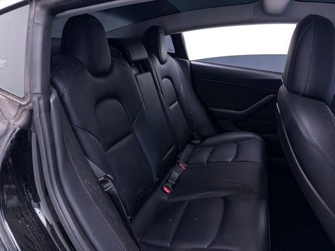 Used 2018 Tesla Model 3 Long Range image 29