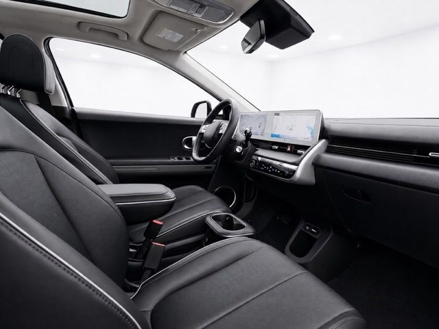 Used 2024 Hyundai Ioniq 5 Limited AWD/4WD image 12
