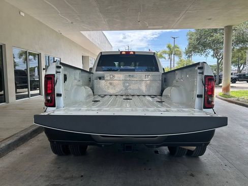 Used 2025 RAM 3500 Tradesman AWD/4WD image 34