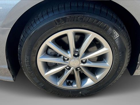 Used 2019 Hyundai Sonata ECO image 9
