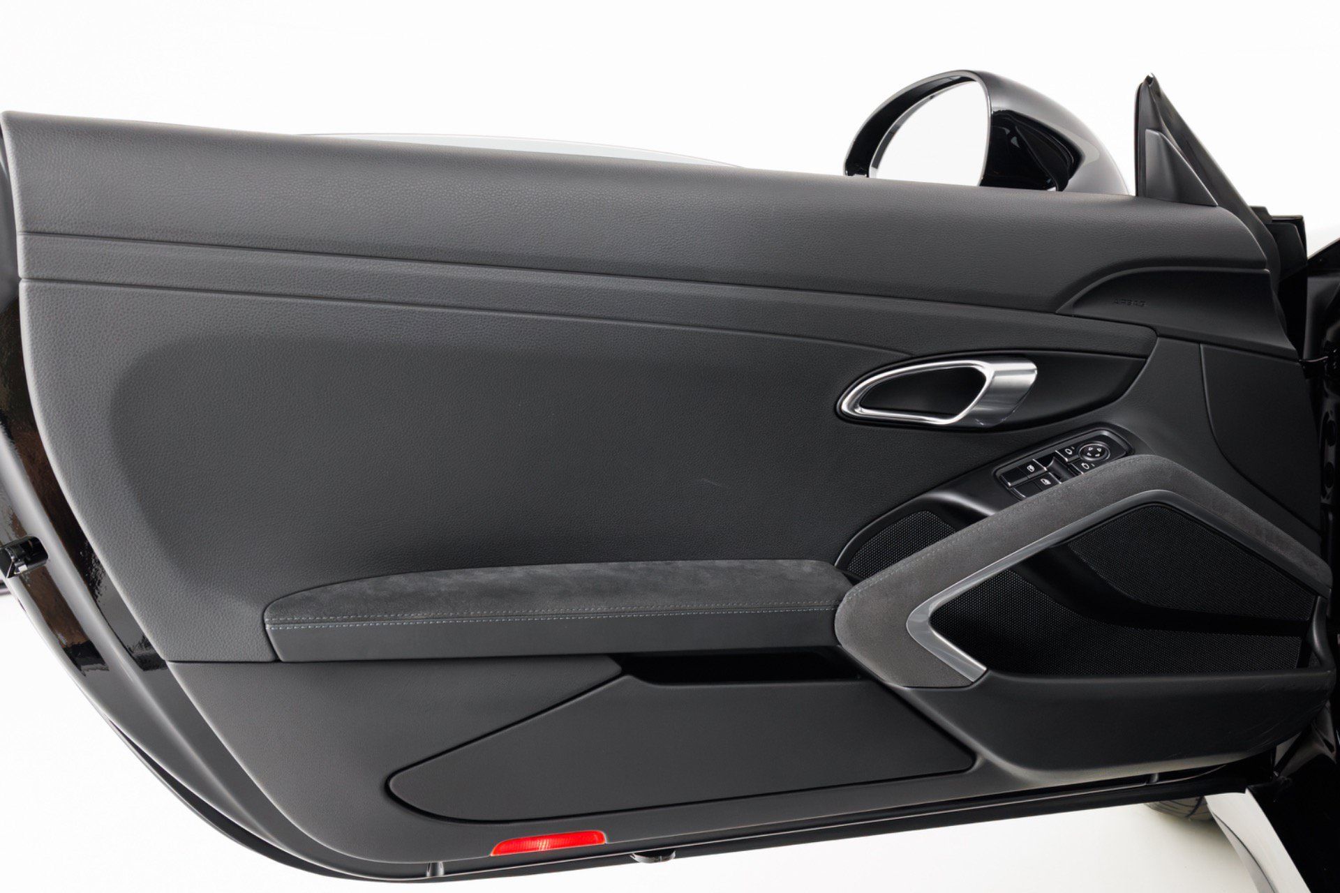 Used 2017 Porsche 911 Carrera GTS RWD image 29