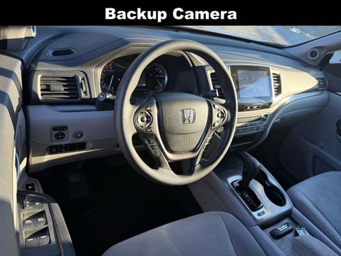 Used 2016 Honda Pilot EX image 3