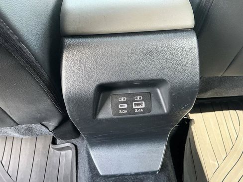 Used 2024 Subaru Crosstrek 2.0i Premium AWD/4WD image 23