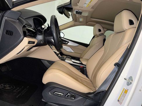 Used 2023 Acura MDX SH-AWD w/ Technology Package image 9