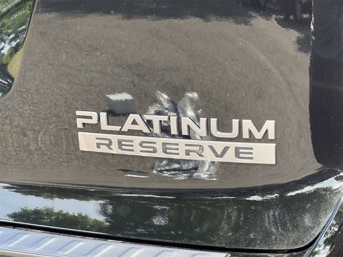 New 2025 Nissan Armada Platinum Reserve image 36