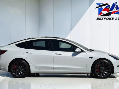 Used 2021 Tesla Model 3 Performance AWD/4WD image 2