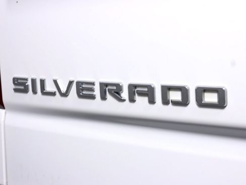 Used 2022 Chevrolet Silverado 1500 Custom image 34