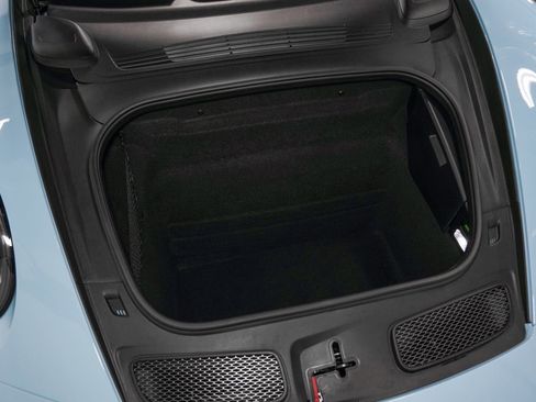 Used 2022 Porsche 911 GT3 image 44