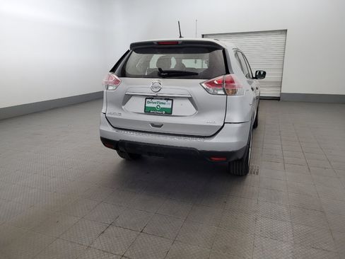 Used 2016 Nissan Rogue S AWD/4WD image 7
