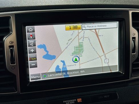 Used 2019 Kia Sportage EX w/ Option Group 040 image 2