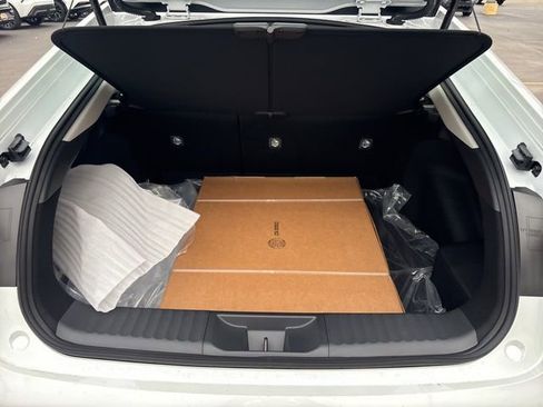 New 2026 Toyota Prius LE image 43