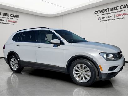 Used 2018 Volkswagen Tiguan SE w/ Panoramic Sunroof Package