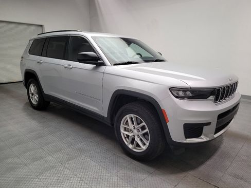 Used 2024 Jeep Grand Cherokee L Laredo AWD/4WD image 13