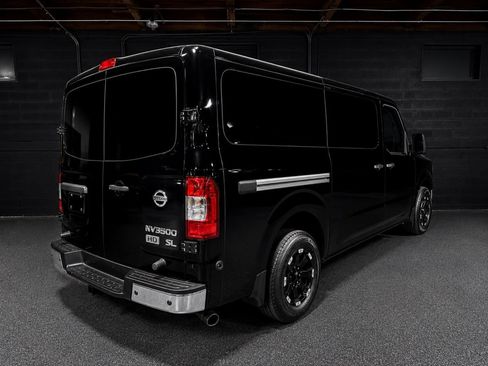 Used 2014 Nissan NV 3500 SL w/ Technology Package RWD image 6
