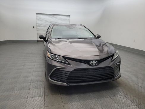 Used 2021 Toyota Camry LE w/ Carpet Mat Package (TMS) FWD image 14