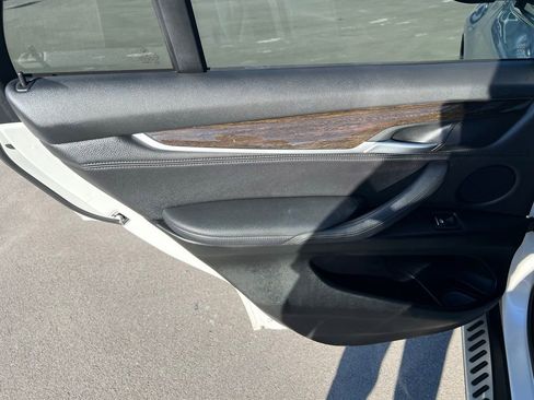 Used 2014 BMW X5 xDrive35i image 19