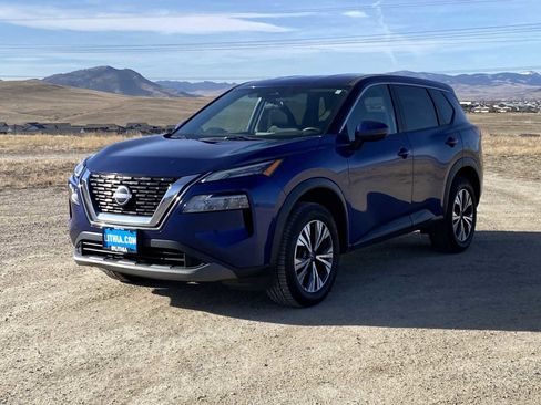 Used 2022 Nissan Rogue SV image 10