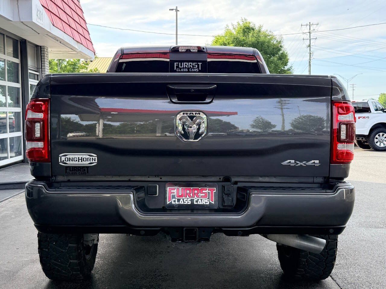 Used 2024 RAM 2500 Limited w/ Safety Group AWD/4WD image 4