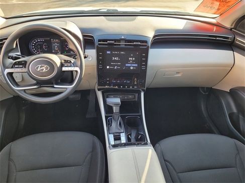Used 2024 Hyundai Tucson SEL image 9